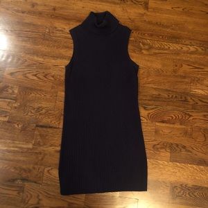 Large Gap turtle neck sleeveless